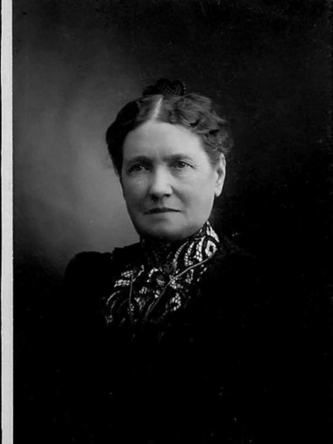 Janet Brown (1839 - 1904) Profile